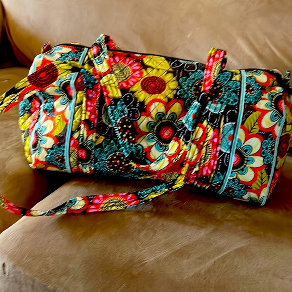 Vera Bradley Bags New Condition Vera Bradley Duffel Bag Poshmark